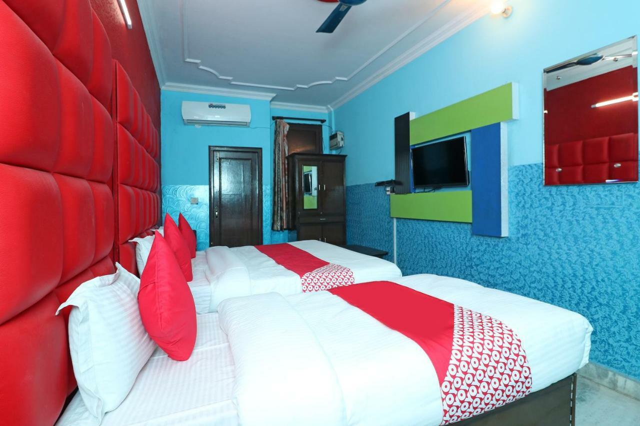 Oyo 29304 Hotel Pooja Yamunānagar Εξωτερικό φωτογραφία