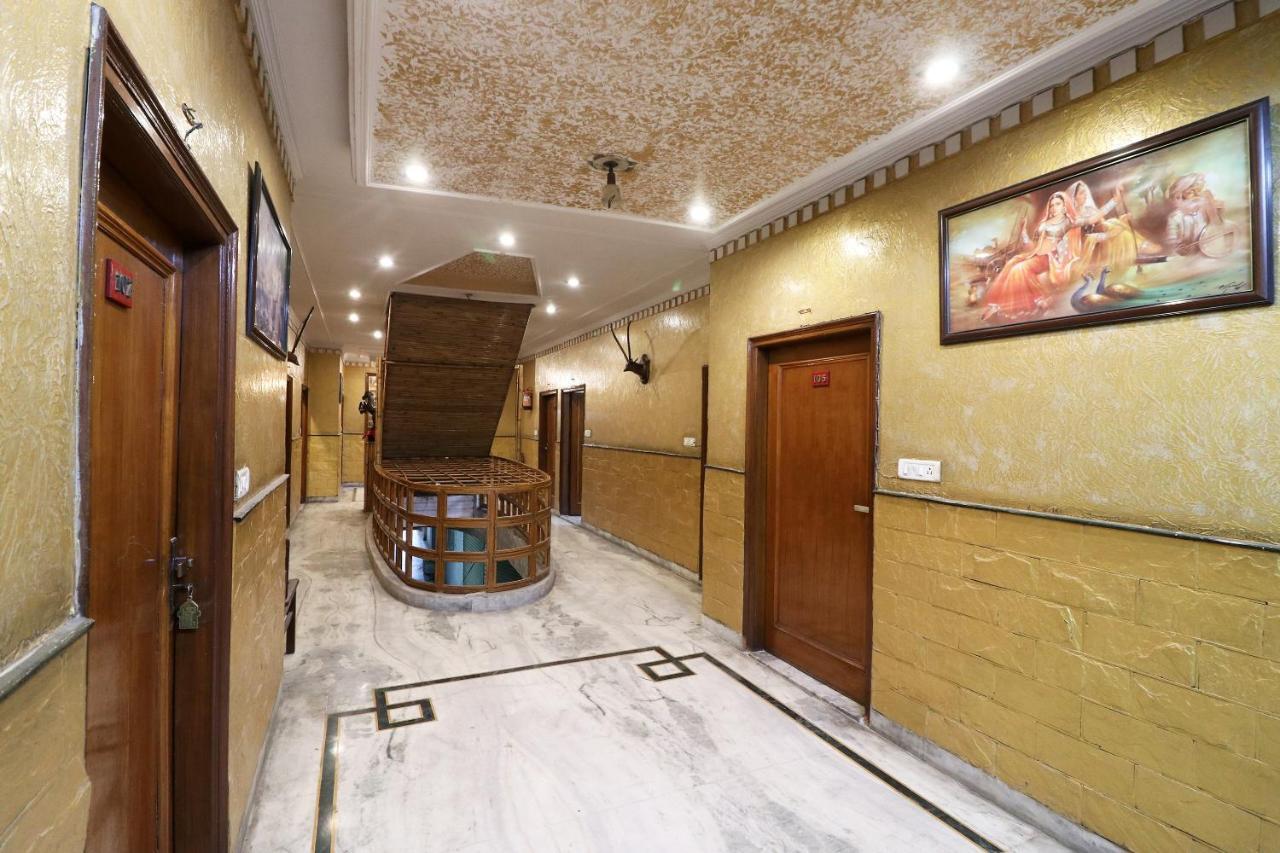Oyo 29304 Hotel Pooja Yamunānagar Εξωτερικό φωτογραφία