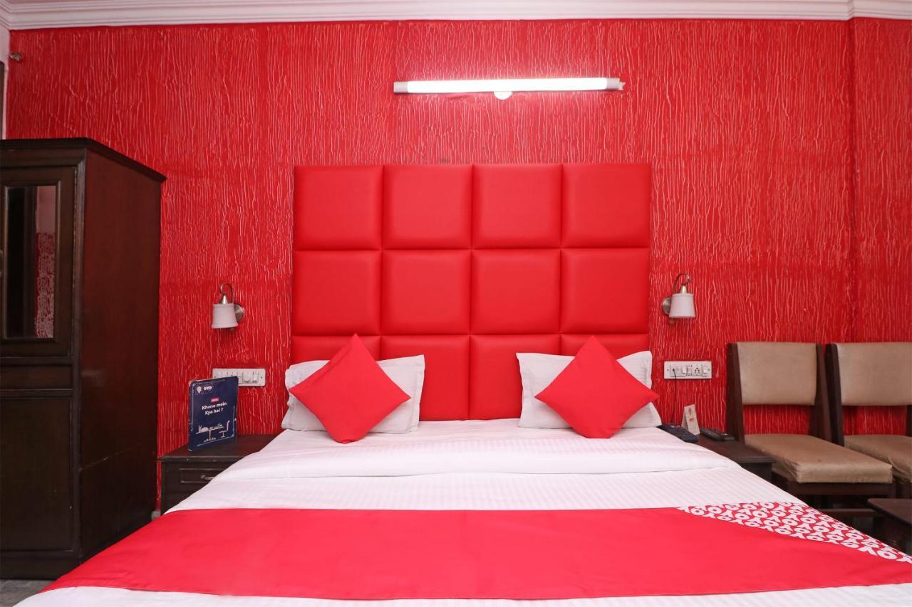 Oyo 29304 Hotel Pooja Yamunānagar Εξωτερικό φωτογραφία